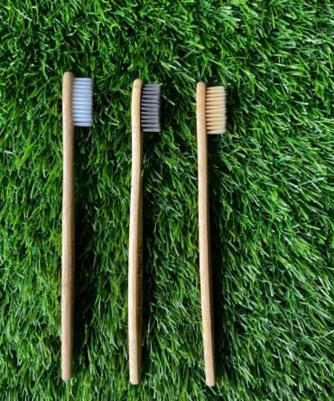 BAMBOO BRUSH (ADULT)